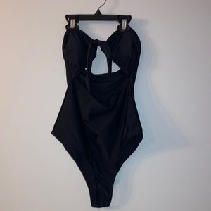 SHEIN One Piece Strapless Black Cutout Swimsuit Small